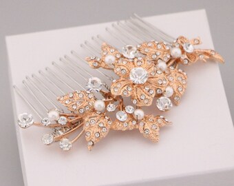 Rose gold Wedding hair comb Pearl and Crystal hair comb Side bridal headpiece Wedding comb in Bridal hair jewelry Rhinestone hair comb Gold