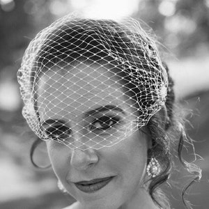 Wedding fascinators veil Birdcage veil White Wedding birdcage veil Ivory Bridal veil Wedding haircomb veil wedding blusher wedding birdcages