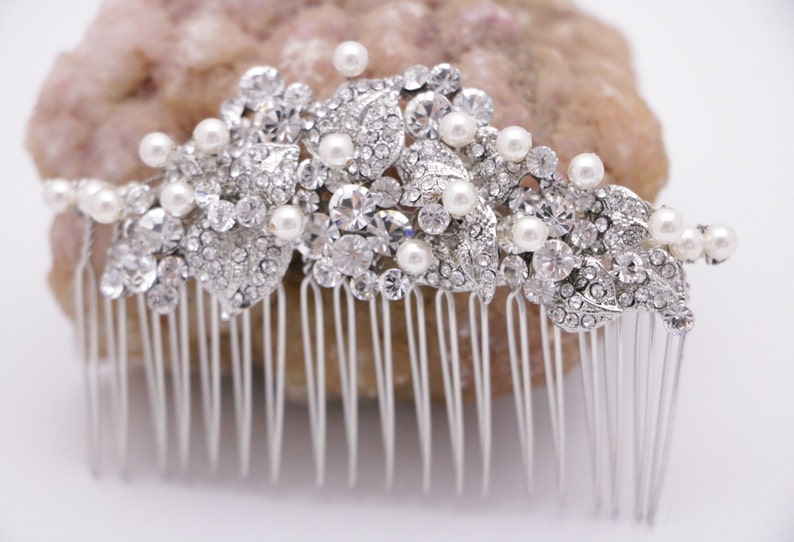 Pearl and Crystal hair comb Side bridal hair comb Rhinestone Wedding comb Side hair comb Wedding headpiece Bridal hair accessories floral image 2