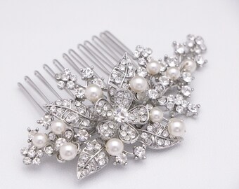 Silver Bridal comb Rhinestone headpiece Side Bridal hair comb Pearl hair clip Wedding hair comb Crystal hair bling Wedding comb headpiece