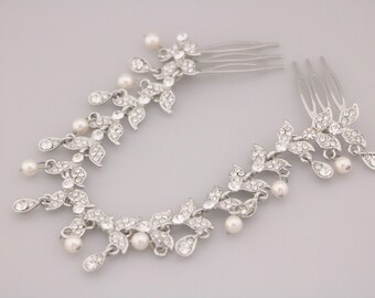 Silver Wedding hair chain Crystal and pearl hair chain Rhinestone hair chain Crystal headpiece hair chain Bridal hair chain Wedding comb in
