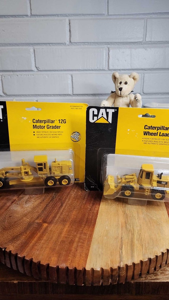 Caterpillar 12G Motor Grader by Ertl 1/64 Scale 1:64 Scale