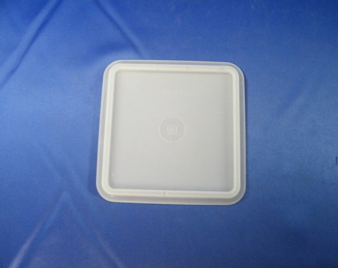Tupperware Lid Replacement Lid for Cracker Keeper 1315 Approx. 5 Inside