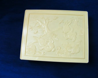 Vintage Plastic Easter Box - 6 1/2 by 8 1/4 - spot on inside of lid - see photos and description