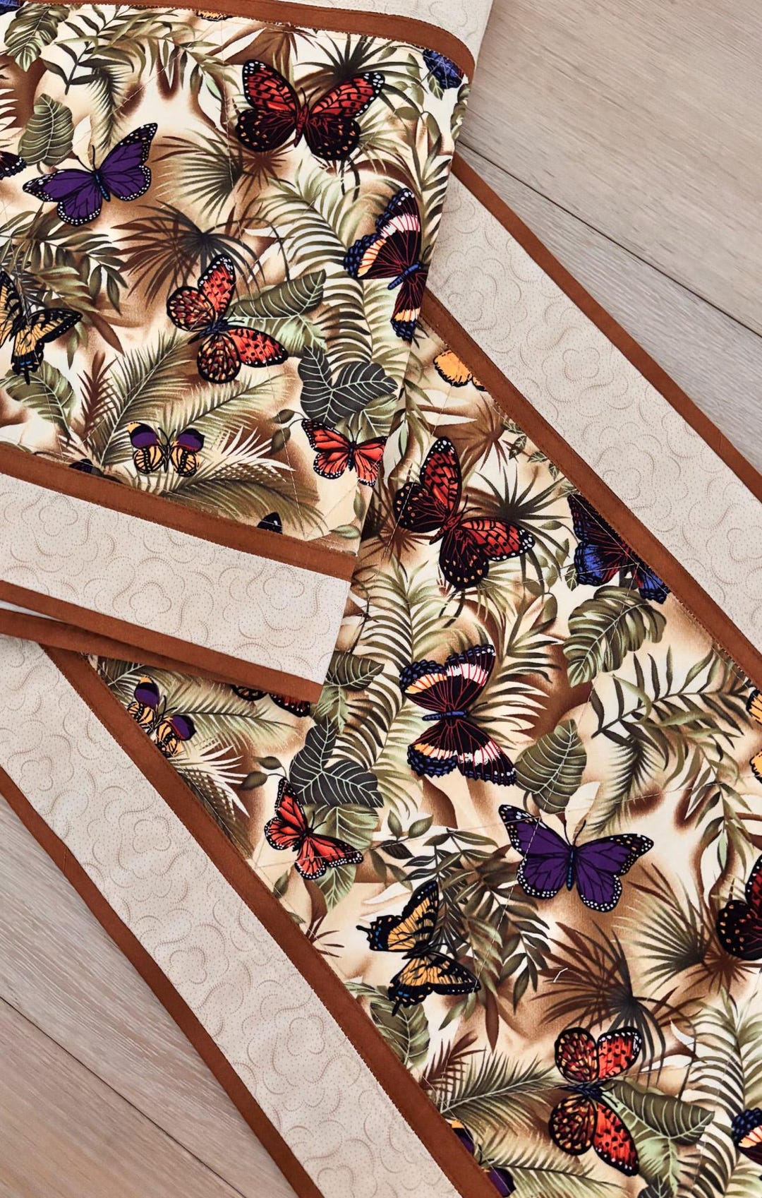 Butterfly Dream Quilted Table Runner NCU0DDK1421