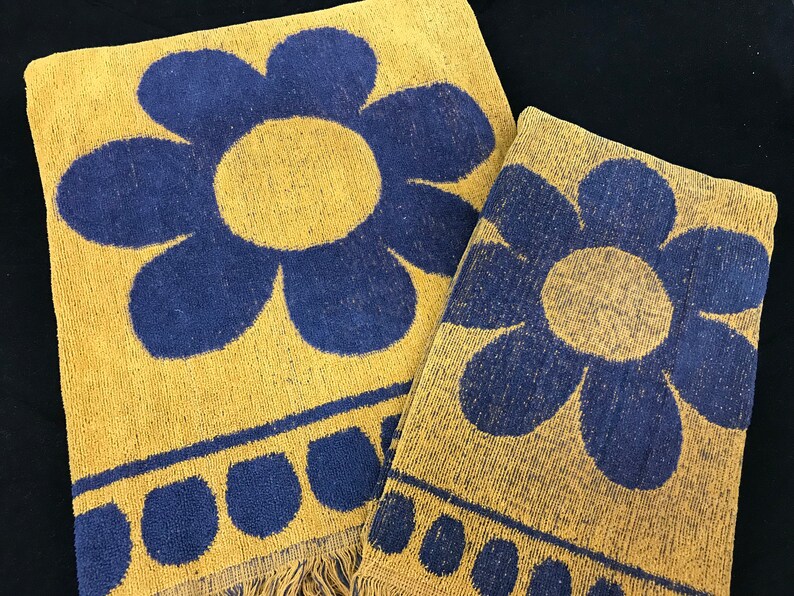 Cannon Bath Towel Set Black Gold Flower Towels 1960s Etsy