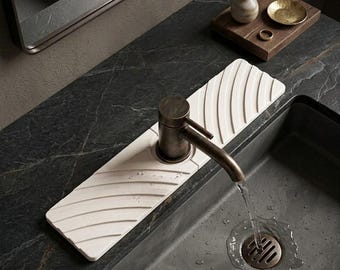 Natural Diatomite Stone Faucet Mat, Quick-Dry Sink Drying Tray, Water Splash Guard