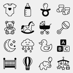 Op de afbeelding: Een verzameling van zestien zwart-witte lijntekening-iconen die babyartikelen vertegenwoordigen, waaronder een rompertje met een hartje, een fles, een fopspeen, babyslofjes, een teddybeer, een hobbelpaard, een kinderwagen, een rammelaar, een maan, een wolk, een eendje, blokken, een wieg, een ballon, een olifant en een mobiel.