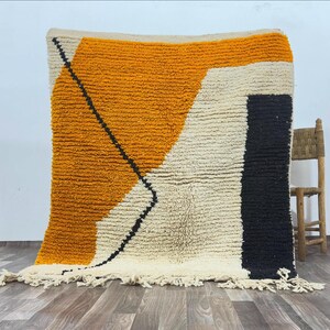 Moroccan Rug: Handwoven Wool with Geometric Patterns