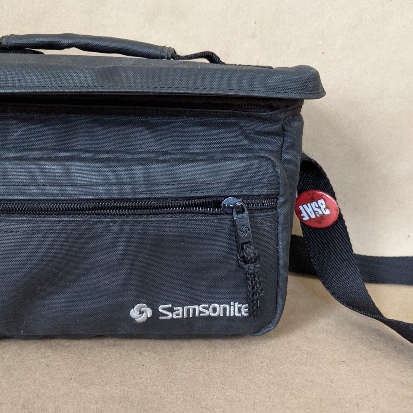 samsonite camera bag