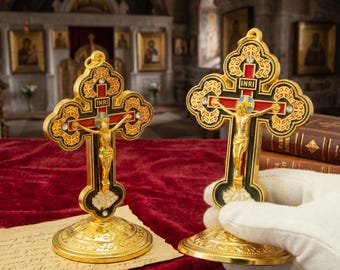 Orthodoxes Kreuz mit Jesus-Kruzifix-Statue | Vergoldetes christliches Kreuz | Gebetsgeschenk | Kreuzdekoration für Zuhause, Auto oder Tisch