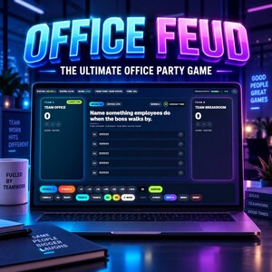 Op de afbeelding: Een laptop met de interface van het gezelschapsspel Office Feud en de tekst Office Feud The Ultimate Office Party Game. Het scherm toont een spelronde met de vraag Name something employees do when the boss walks by en de scores van de teams.