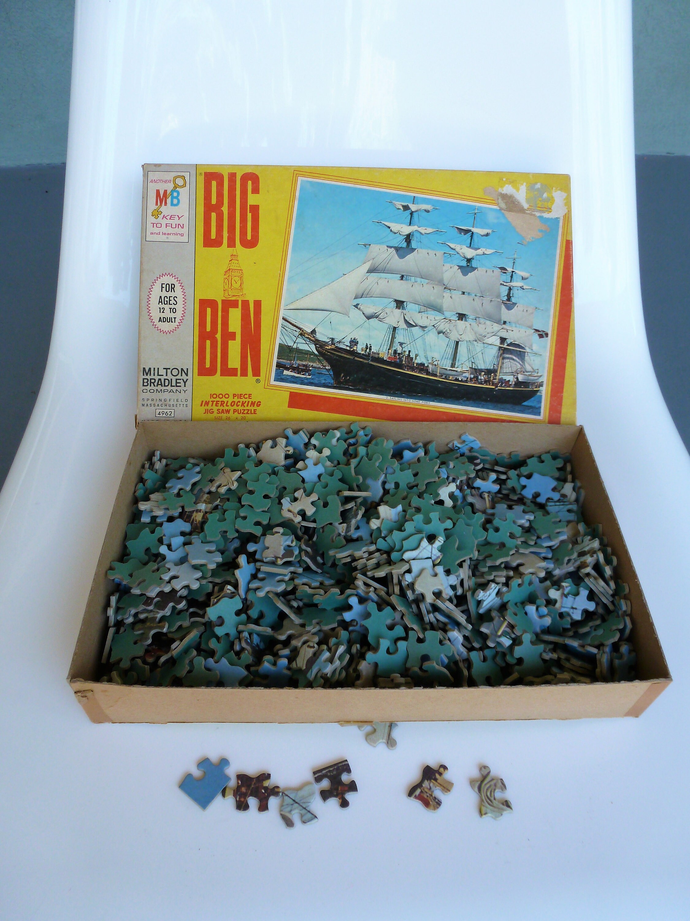 Vintage Milton Bradley Jigsaw Puzzle 1000 Pieces