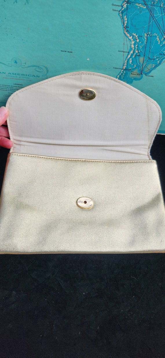 RARE FIND LUX Gold Vintage Clutch Great Condition - image 9