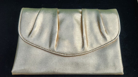 RARE FIND LUX Gold Vintage Clutch Great Condition - image 5