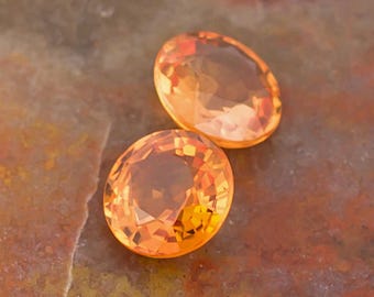 5.00mm Sapphire Gemstone Pair, Orange Color Hues, Match Set (2pcs=1.10twt), Round Shape Gems for Earrings, Corundum Mineral