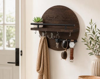 Nordic Style Birthday Gift, Custom Wooden Round Entryway Key Holder, Personalized Wall-Mounted Key Holder Shelf, Engraved Text and Patterns