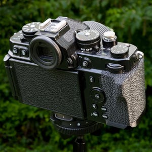 Nikon Zf Ergonomic Hand Grip image 4