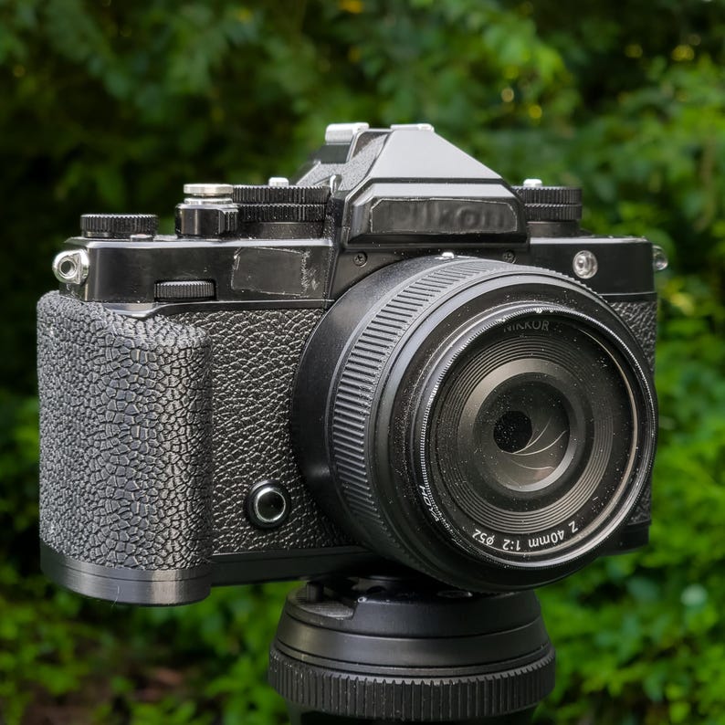 Nikon Zf Ergonomic Hand Grip image 2