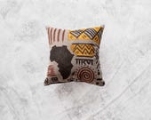 Throw pillow cover with grey matte fabric