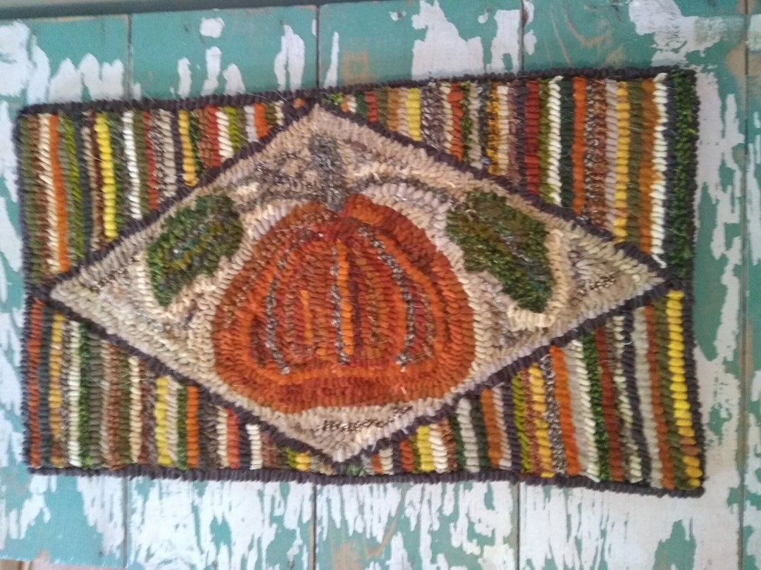 Hand Hooked Wool Rug - Etsy