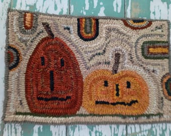 Hand hooked wool rug