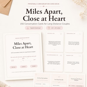 Puede incluir: Un mazo de tarjetas de conversación imprimibles titulado Miles Apart, Close at Heart, con 150 tarjetas para parejas a distancia. El conjunto incluye una portada, cuatro tarjetas de muestra con preguntas y tres tarjetas de sección.