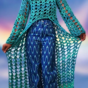 The Bronnes Crochet Top Digital Crochet Pattern.