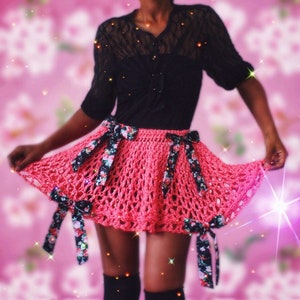 The Calla Crochet Skirt. Digital Crochet Pattern.