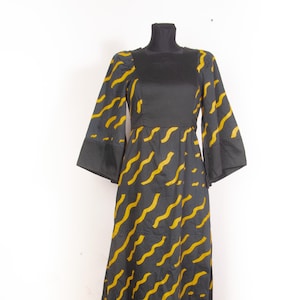 Black Yellow 1970s Finnish vintage Kaisu Heikkila cotton maxi dress / Peasant Prairie Tie back maxi dress / Marimekko style / size small