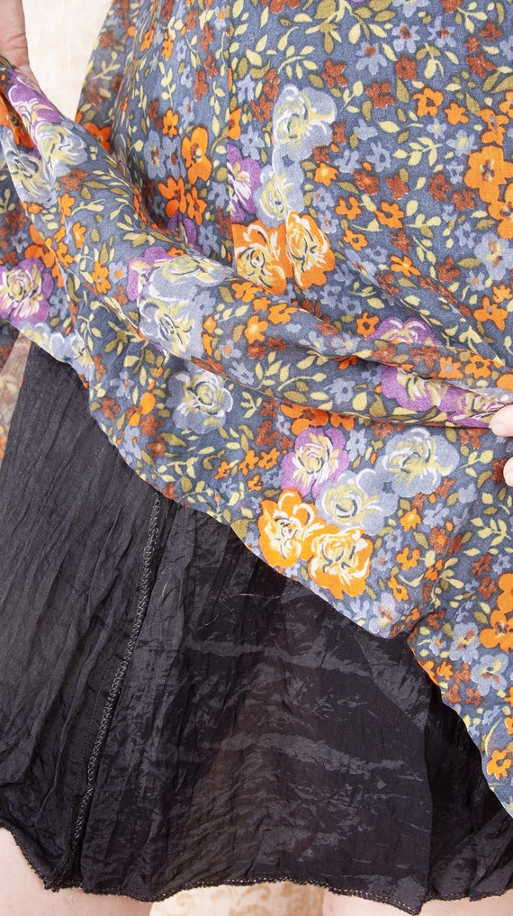 Sheer Gauzy grey floral Mini  dress /  Vtg Long s… - image 9