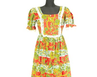 Vintage Dollyrockers Maxi Dress / 1970s England Psychedelic Floral Lace Trim / sz Small