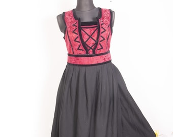 Frau Schwarz Rot Norwegische Festdrakt Folk Kleid: Woll-Mischung Nordic / L bis XL