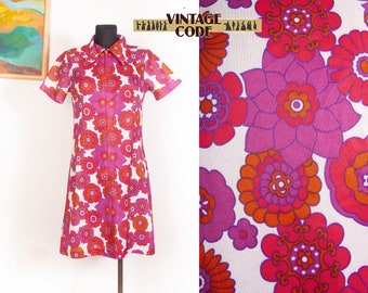 Vtg Mod  Hippie Flower Power Short dress / Short sleeve Zip Front Psychedelic Graphic floral print dress / size Medium