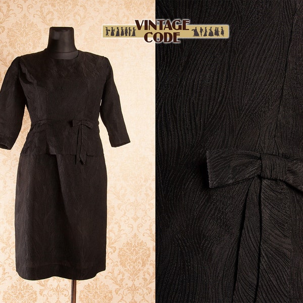 Black 60s Half sleeve Cocktail Party dress / 1960s does 40s Textured fabric Little black  Film Noir dress / Minimalist dress / sz Large