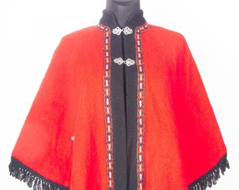 Vintage 1970s A.S. Evebofoss Wool Cape / Norwegian Folk Inspired Fringed Poncho