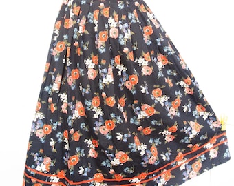 Vintage Floral Dirndl Skirt / Dark Wild Rose Print, Ribbon Trim / High Waist  / Small