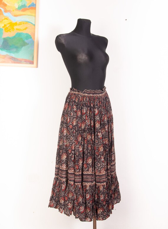 70s vtg Phool Indian Gauze Cotton Maxi Skirt / Ti… - image 6