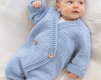 Patron PDF de barboteuse tricotée pour bébé, combinaison à boutons, patron de tricot pour body à manches longues, de la naissance à 4 ans