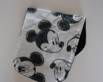 Minky- Burp- Cloth-Mouse