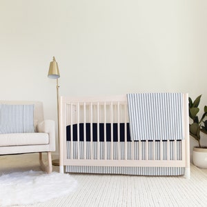 Marineblaue Ticking Krippe Koordinaten