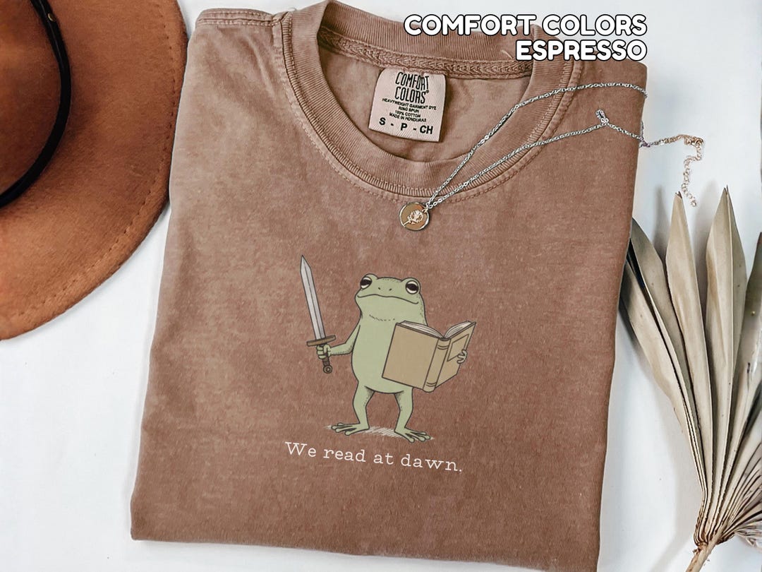 Bookish Funny Frog Reading Shirt Weirdcore Funny Frog Sweatshirt Weird ...