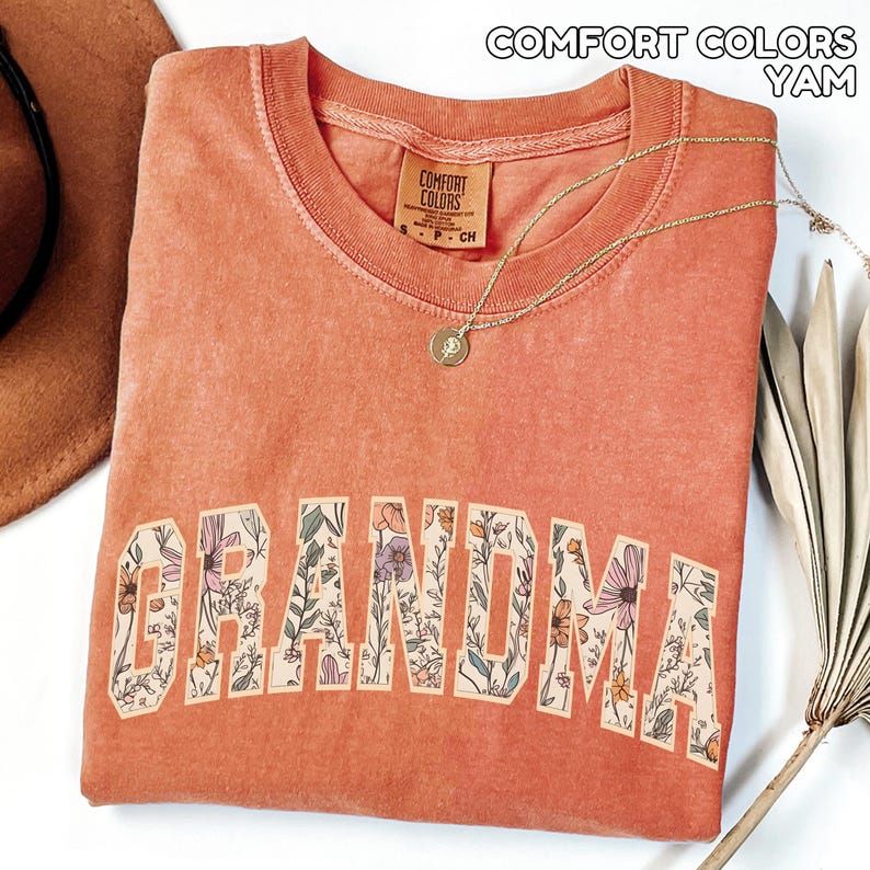 Custom Comfort Colors Floral Grandma Shirt Promoted to Grandma Established 2026 Mothers Day Gift Pregnancy Announcement to Grandparents bild 9