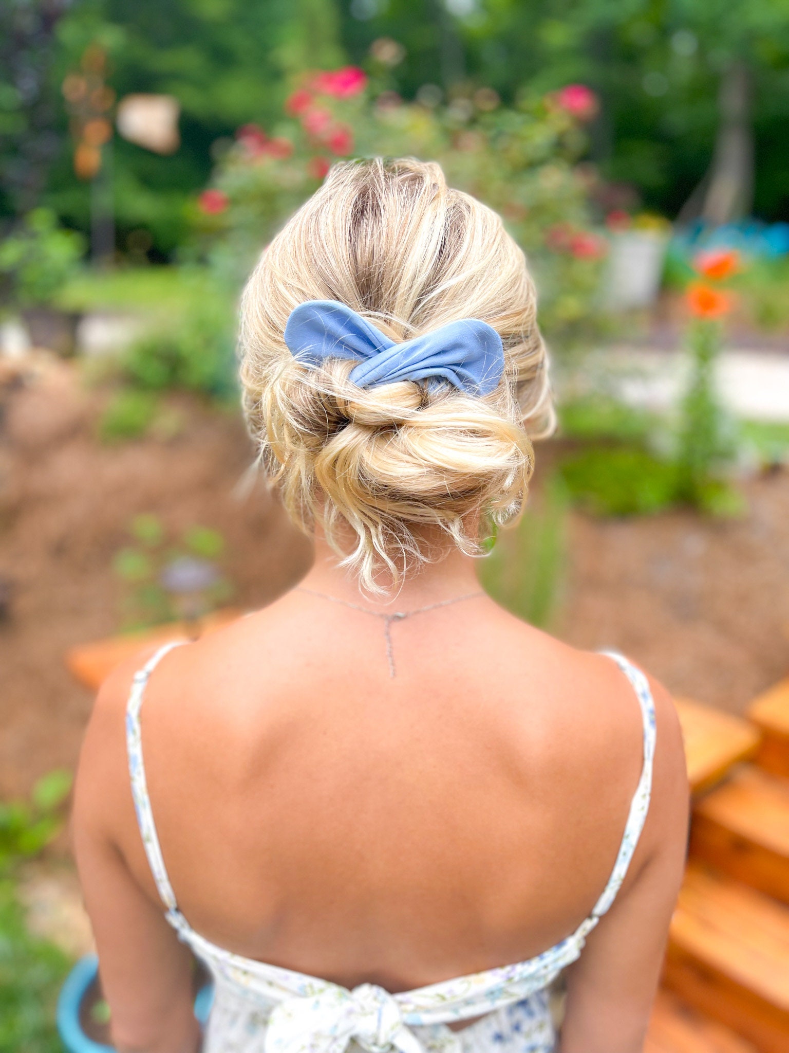 Updo bun maker, deft bun, heatless curls, bun maker, bun holder, curling accessory, hair rollers