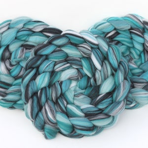 Merino Roving - Combed Top - Spinning Fiber - Custom Blended - Neptune Rising