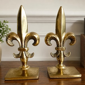 Vintage Brass Fleur de Lis Bookends | Andrea by Sadek