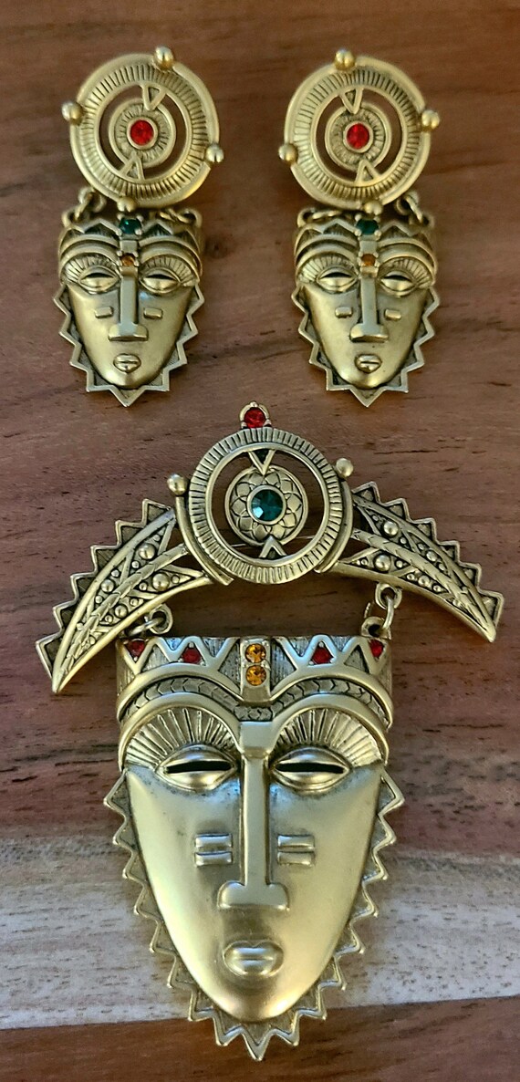 Elegant Avon Tribal Mask Rhinestone Earring And Br