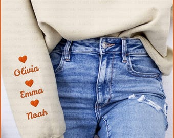 Mama Sweatshirt Kids Name Heart on Sleeve, Personalized Mother's Day Gift for Mom