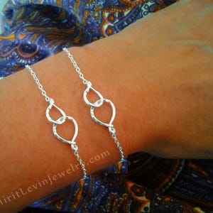 Mother Daughter 2 Bracelet Set matching bracelets Mothers Day jewelry  2 bracelets Mom Gift for Grandmother,  Mom Christmas gift for Grandma