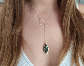 Moederdagcadeaus Mei Geboortesteen ketting Ruwe Smaragd Ketting Vrouw Moeder Sieraden